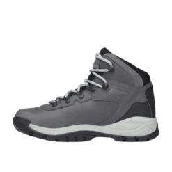 Columbia Newton Ridge Plus Waterproof Hiking Boot - Women's